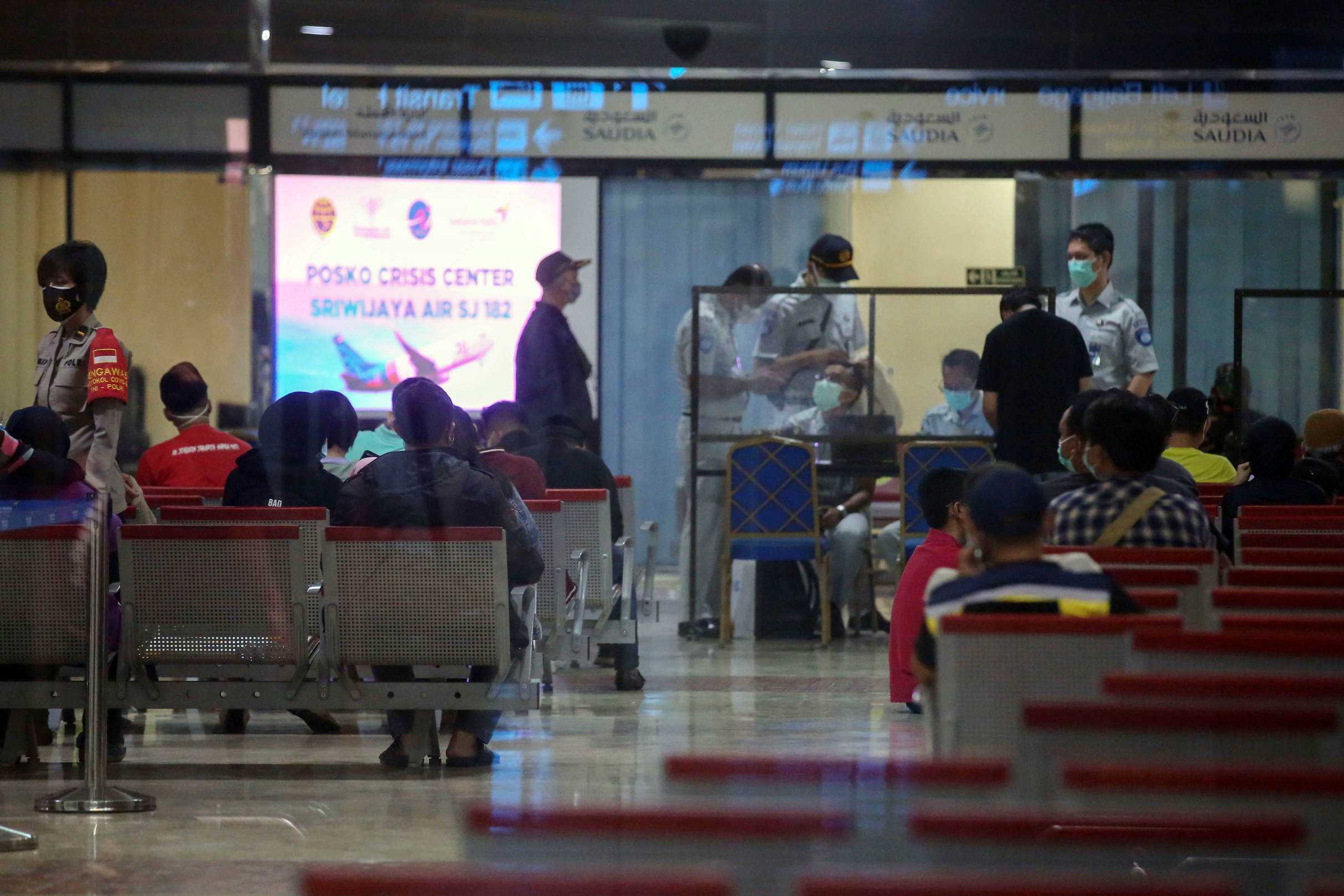 Posko Krisis Center Sriwijaya Air SJ 182 di Bandara Soeta 