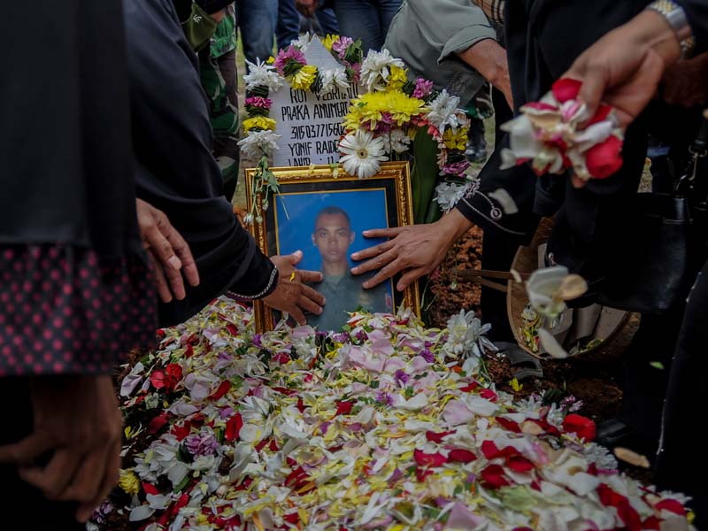 TNI Atasi Krisis Sampah Pekanbaru