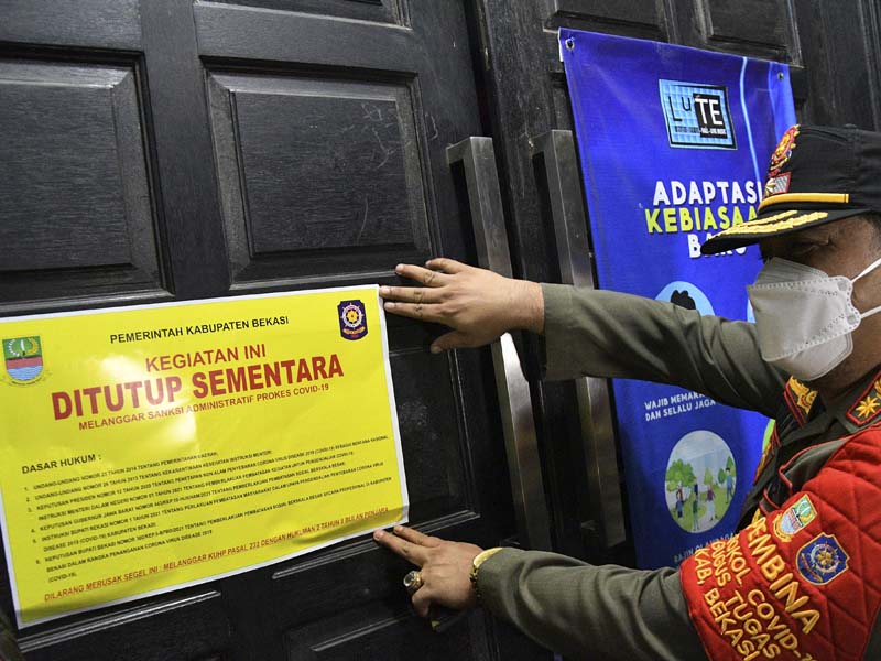 Razia Tempat Hiburan Malam Di Tambun