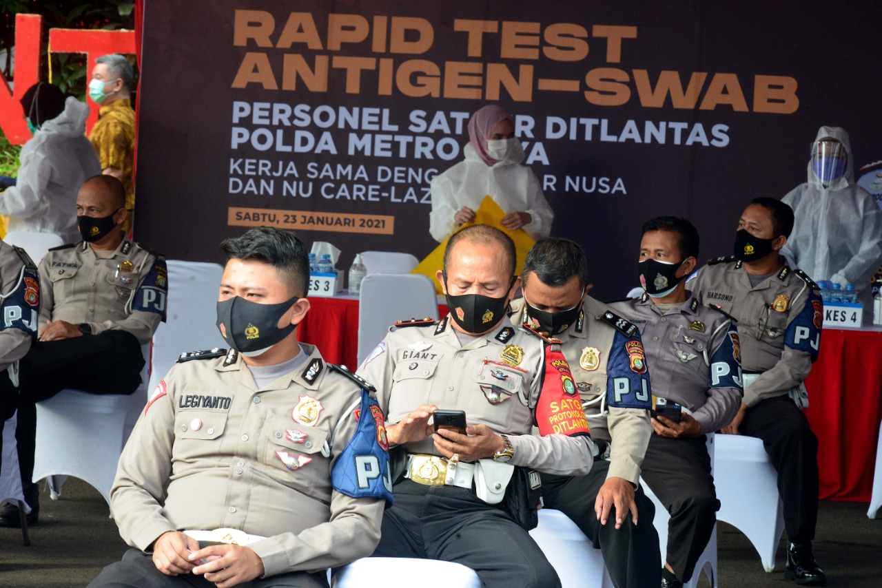 Swab Antigen Personel  (PJR) Polda Metro Jaya