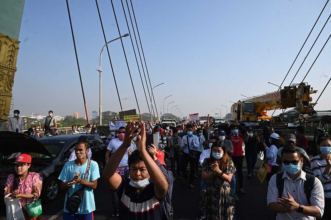 Kepolisian Myanmar Tambah Dakwaan Aung San Suu Kyi