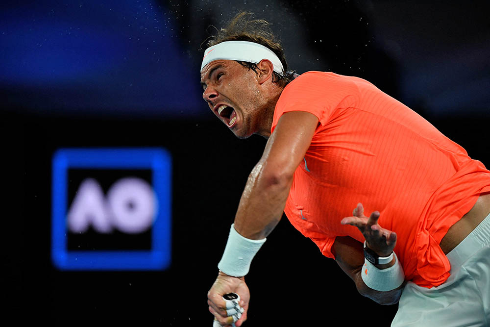 Nadal Berjuang di Perempat Final