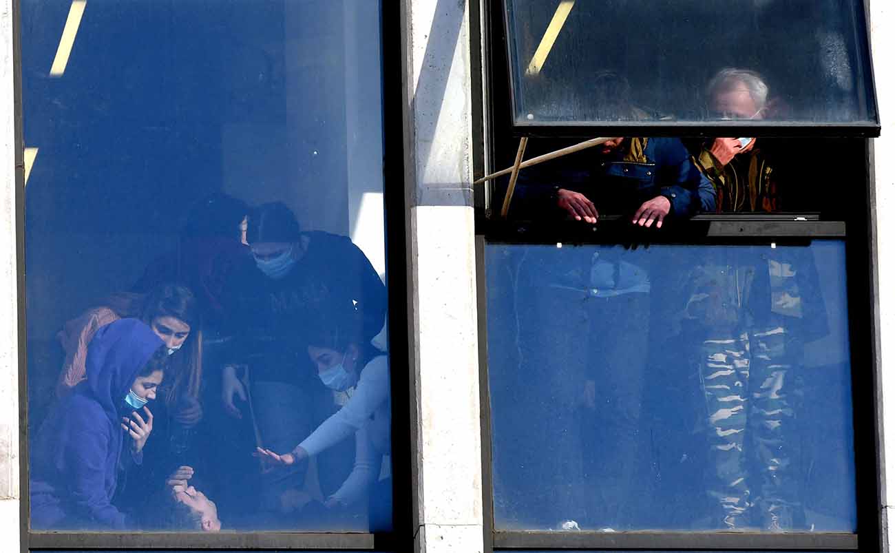 Polisi Georgia Serbu Kantor Oposisi