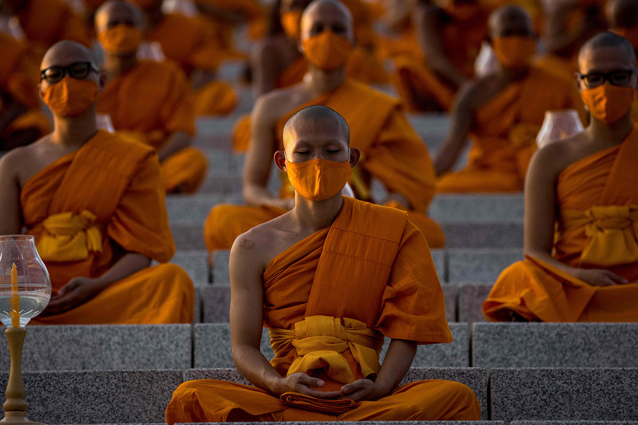 Peringatan Hari Makha Bucha Saat Pandemi COVID-19