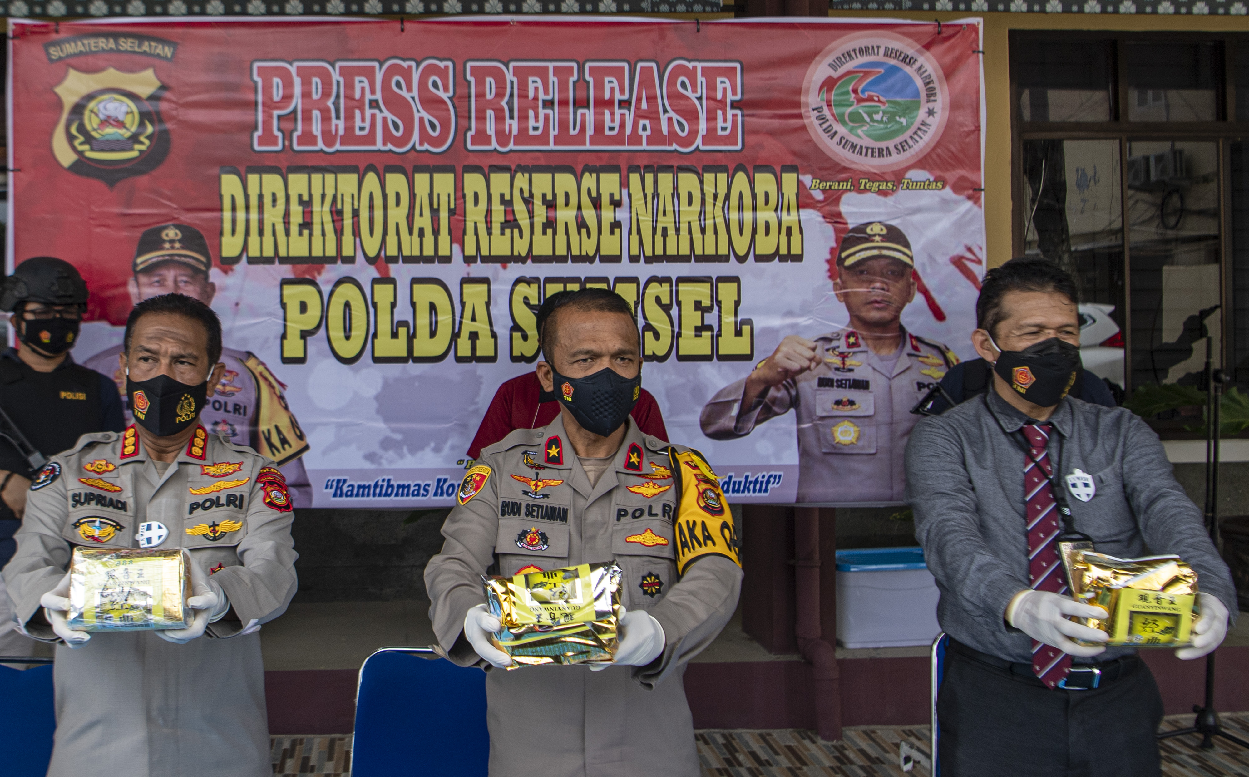 Polda Sumsel Gagalkan Penyelundupan 25 Kilogram Sabu