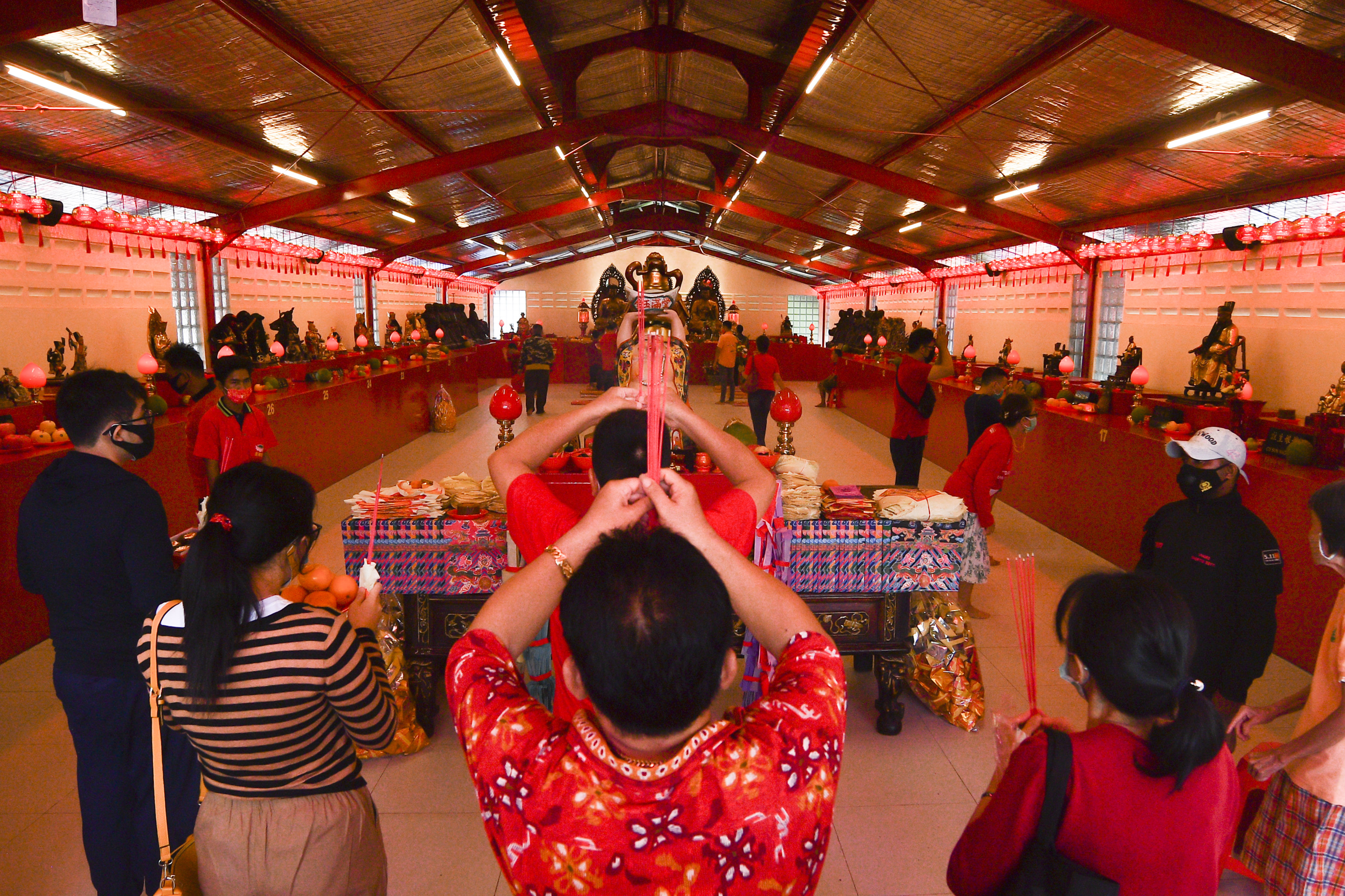 Ibadah Imlek 2572 di Petak Sembilan