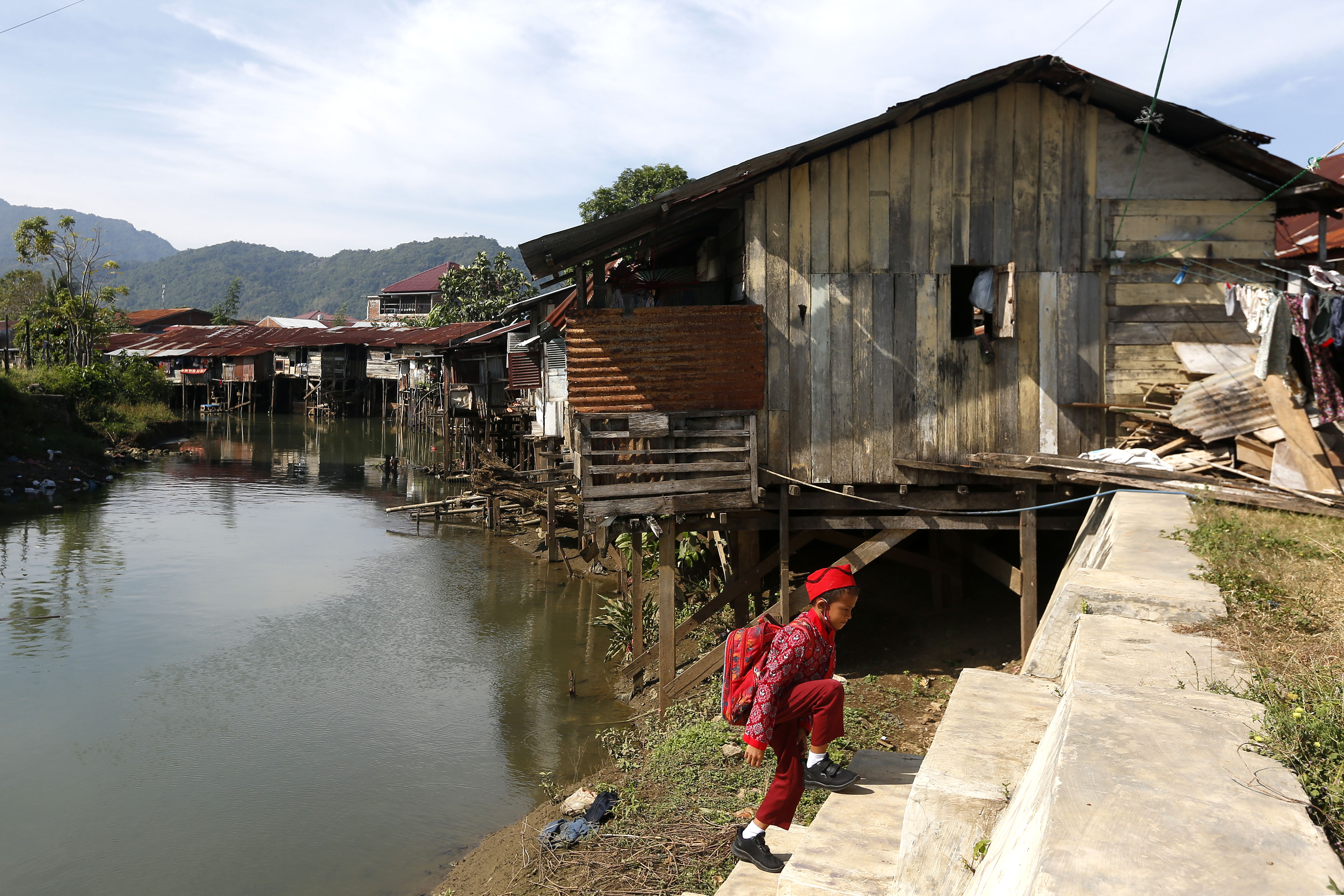 Aceh Provinsi Termiskin di Sumatera