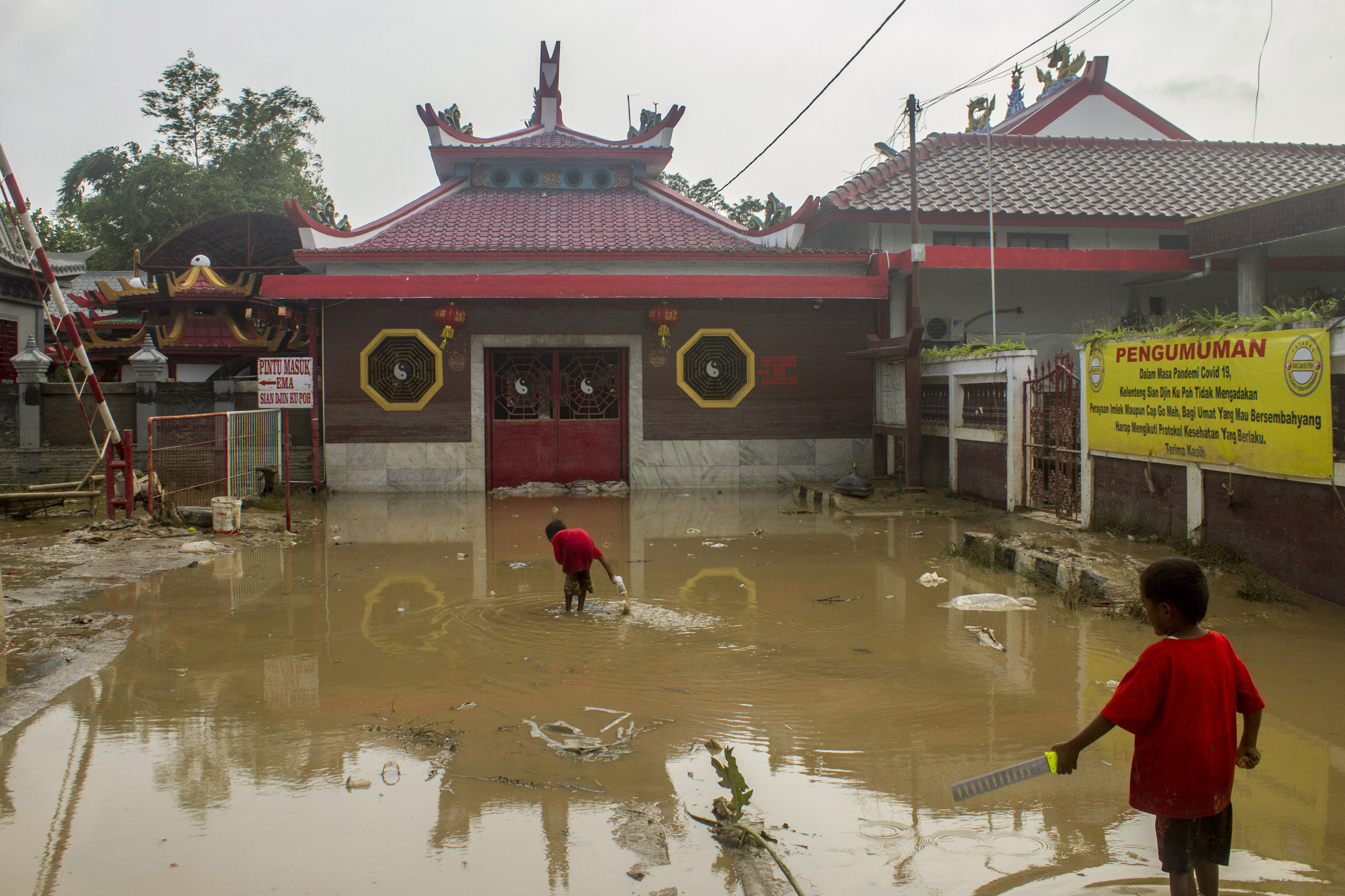 Pascabanjir di Kawasan Pecinan Karawang