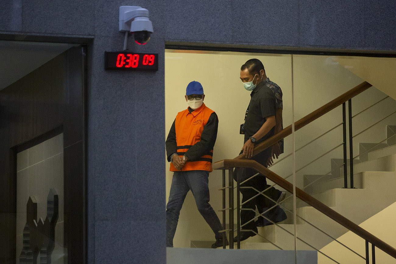 KPK Sita Koper Berisi Rp 2 Miliar, Diduga untuk Gubernur Sulsel