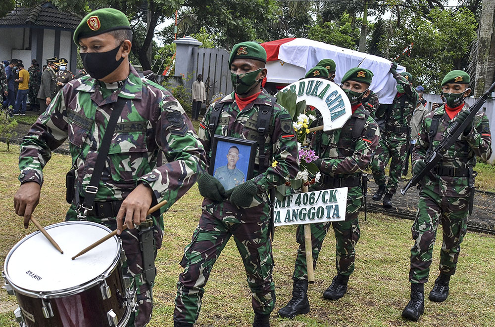 Upacara Pemakaman Pratu Anumerta Ginanjar Arianda 