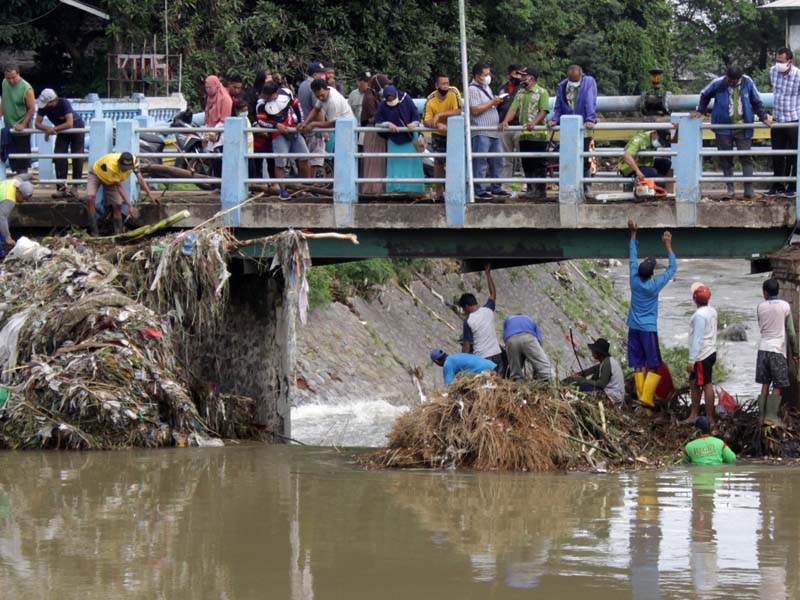 Antisipasi Banjir Bandang Susulan Di Pasuruan