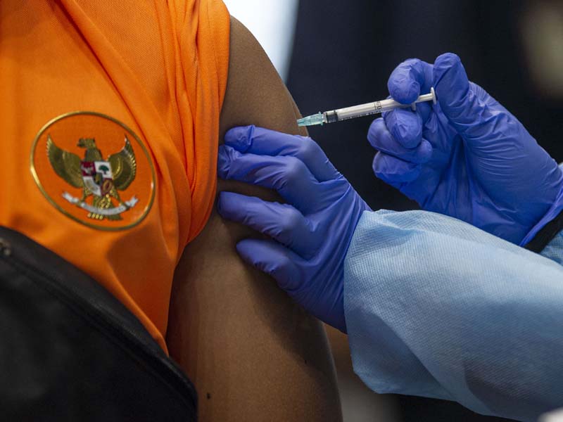 Vaksinasi Untuk Atlet Dan Ofisial