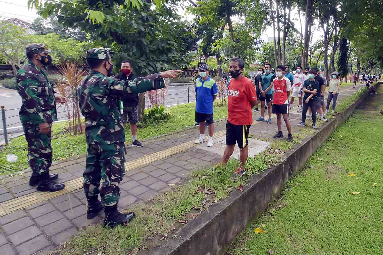 Sanksi Sosial Bagi Pelanggar PPKM di Denpasar 