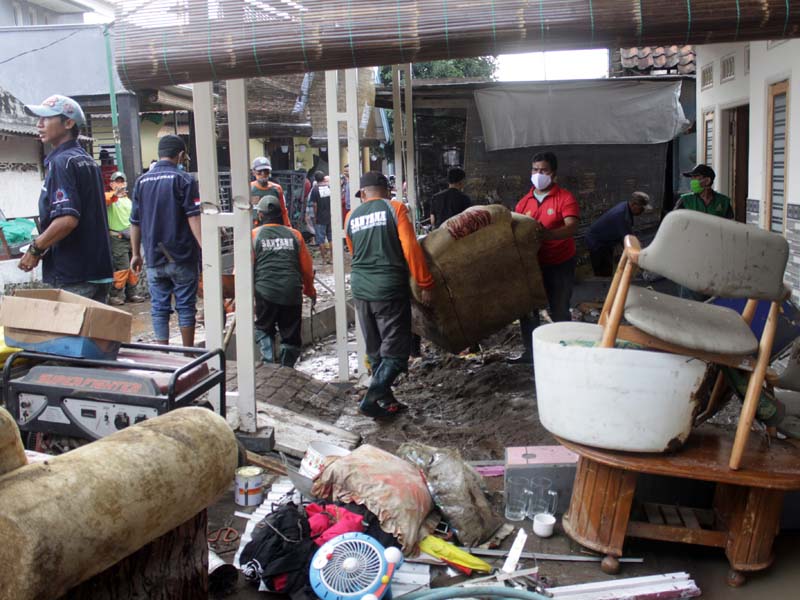 Dampak Banjir Bandang Di Pasuruan