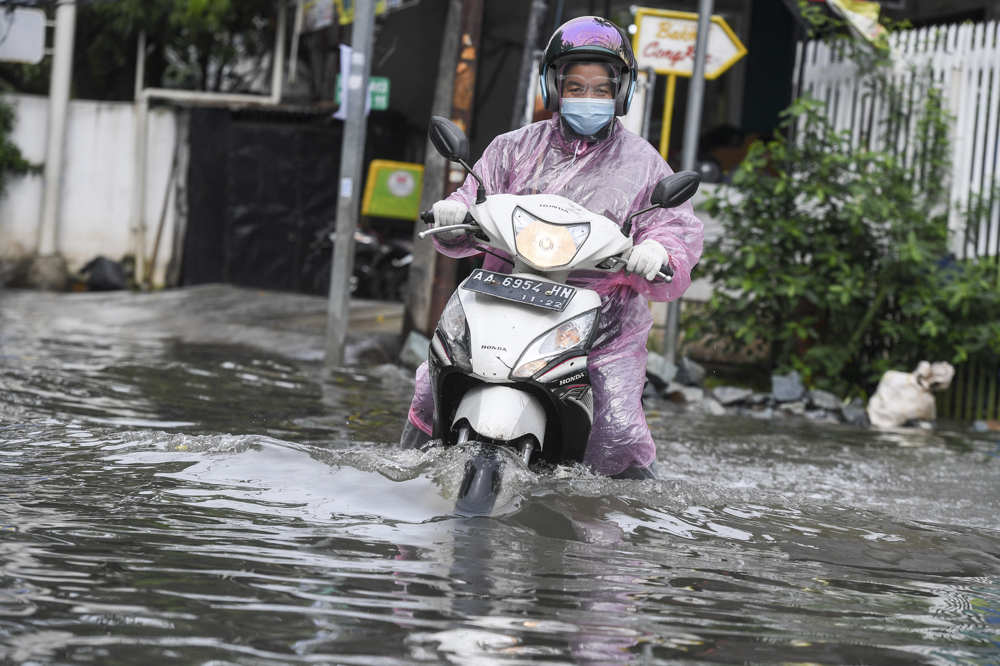 Genangan Air di  Perumahan Green Garden