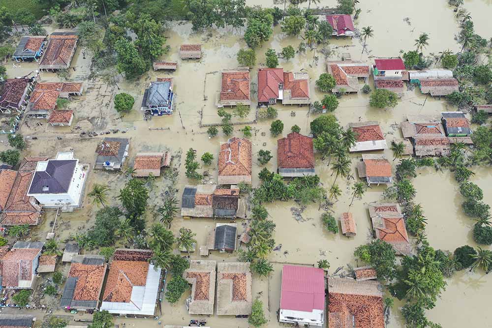 Banjir di Karawang Belum Surut