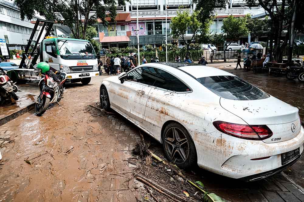 Aktivitas Pascabanjir di Kemang