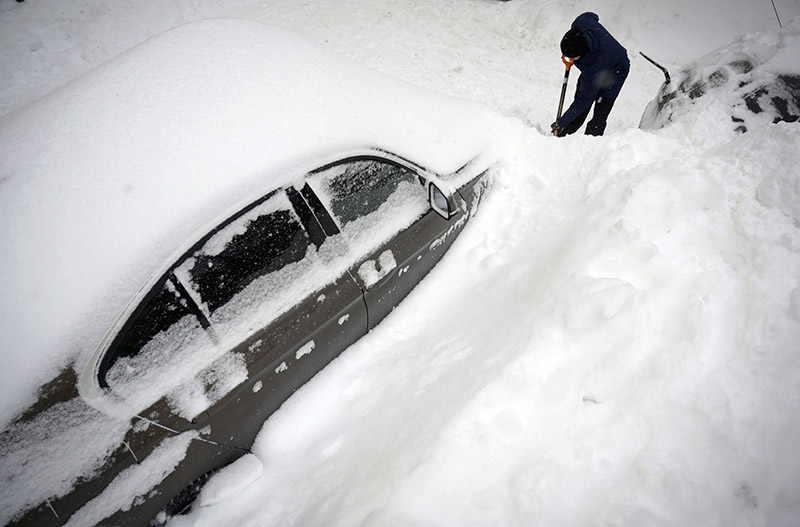 Minus 15 Derajat Celcius, Moskow Diselimuti Salju 