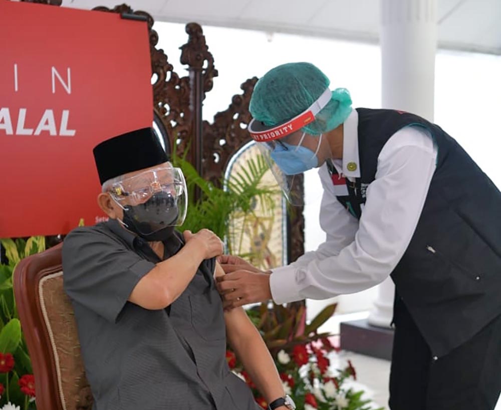 Wakil Presiden Ma’ruf Amin Disuntik Vaksin Covid-19