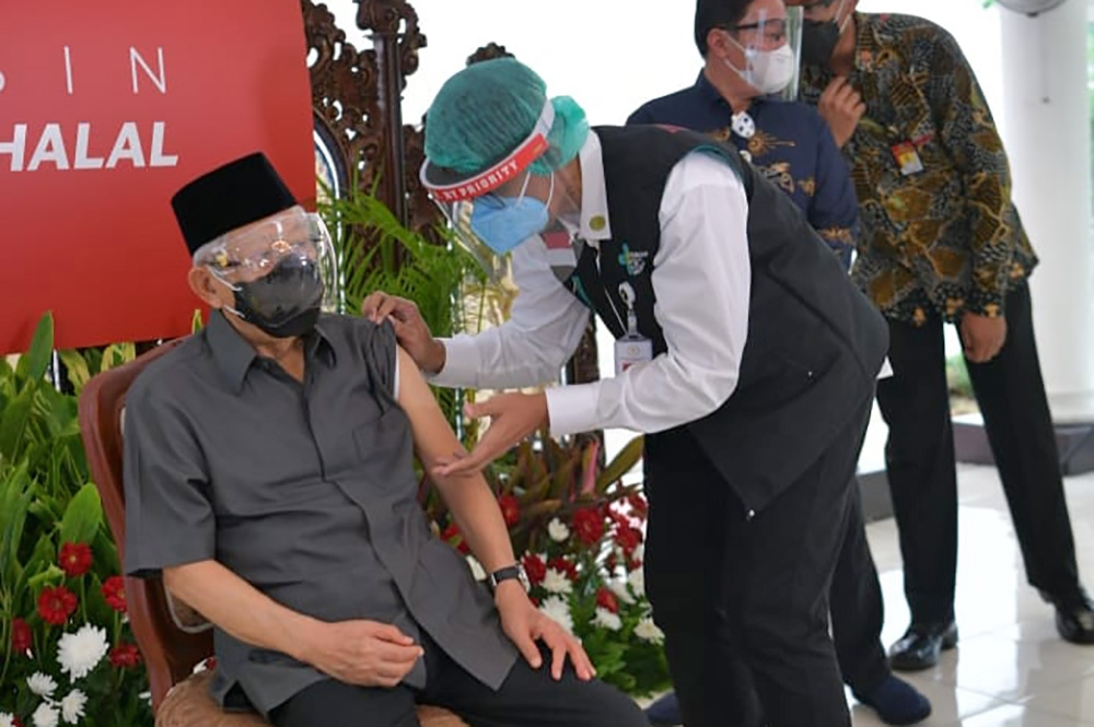 Wakil Presiden Ma’ruf Amin Disuntik Vaksin Covid-19