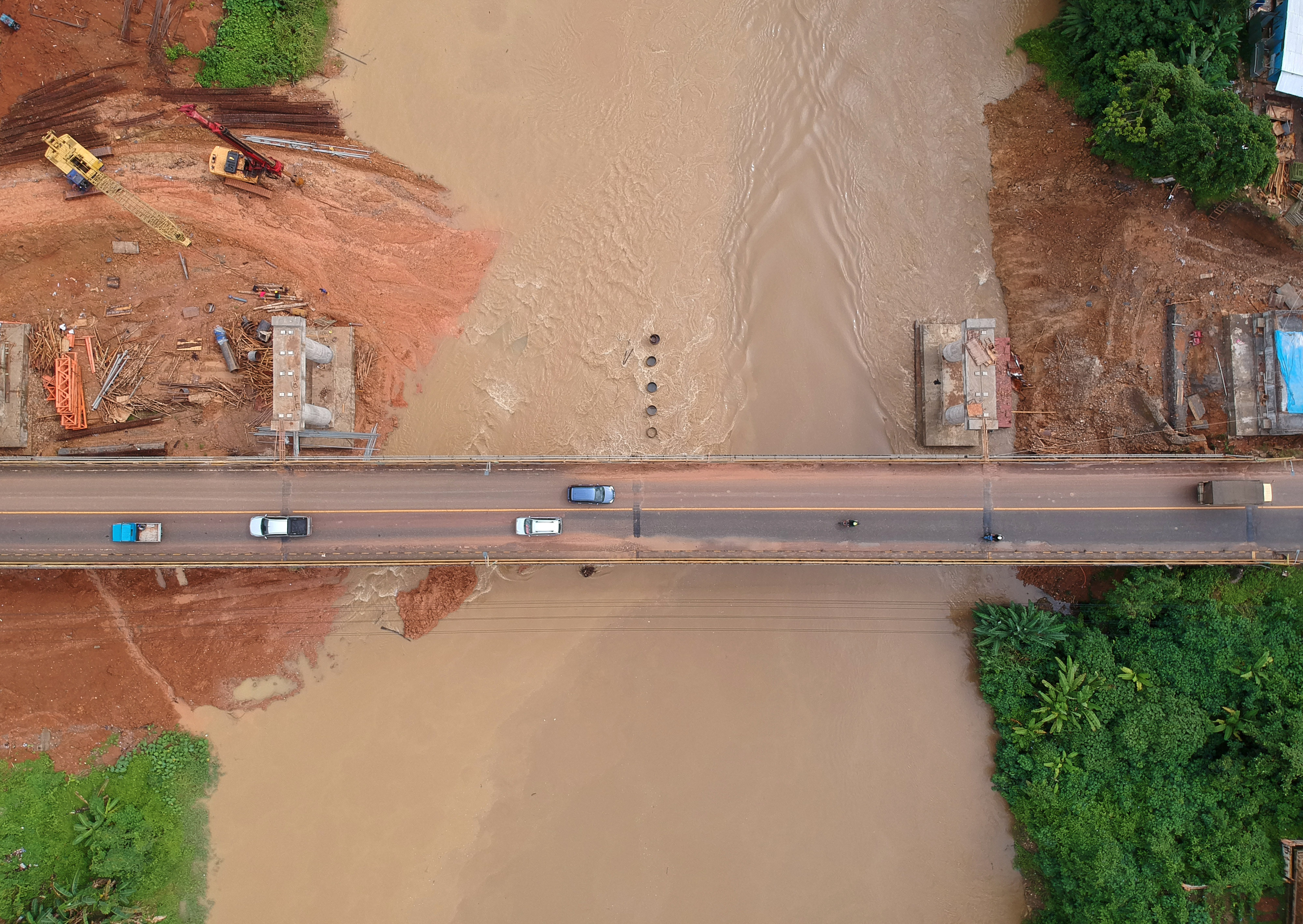 Pembangunan Jembatan Jalan Lintas Sumatra