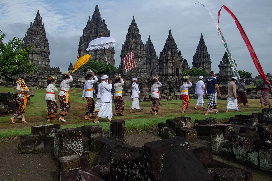 Tawur Agung Kesanga di Candi Prambanan