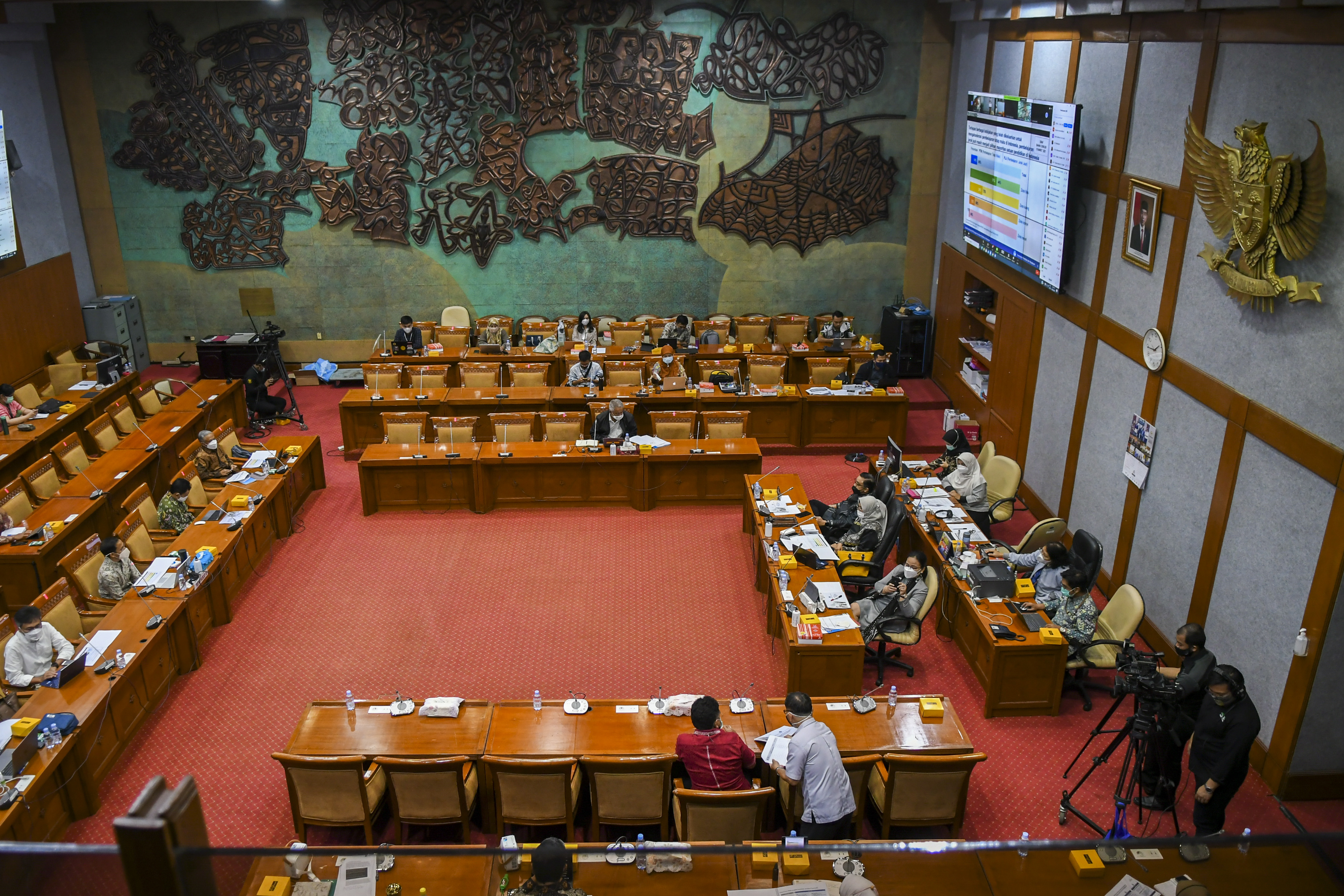 Rapat Kerja Mendikbud dan Komisi X DPR