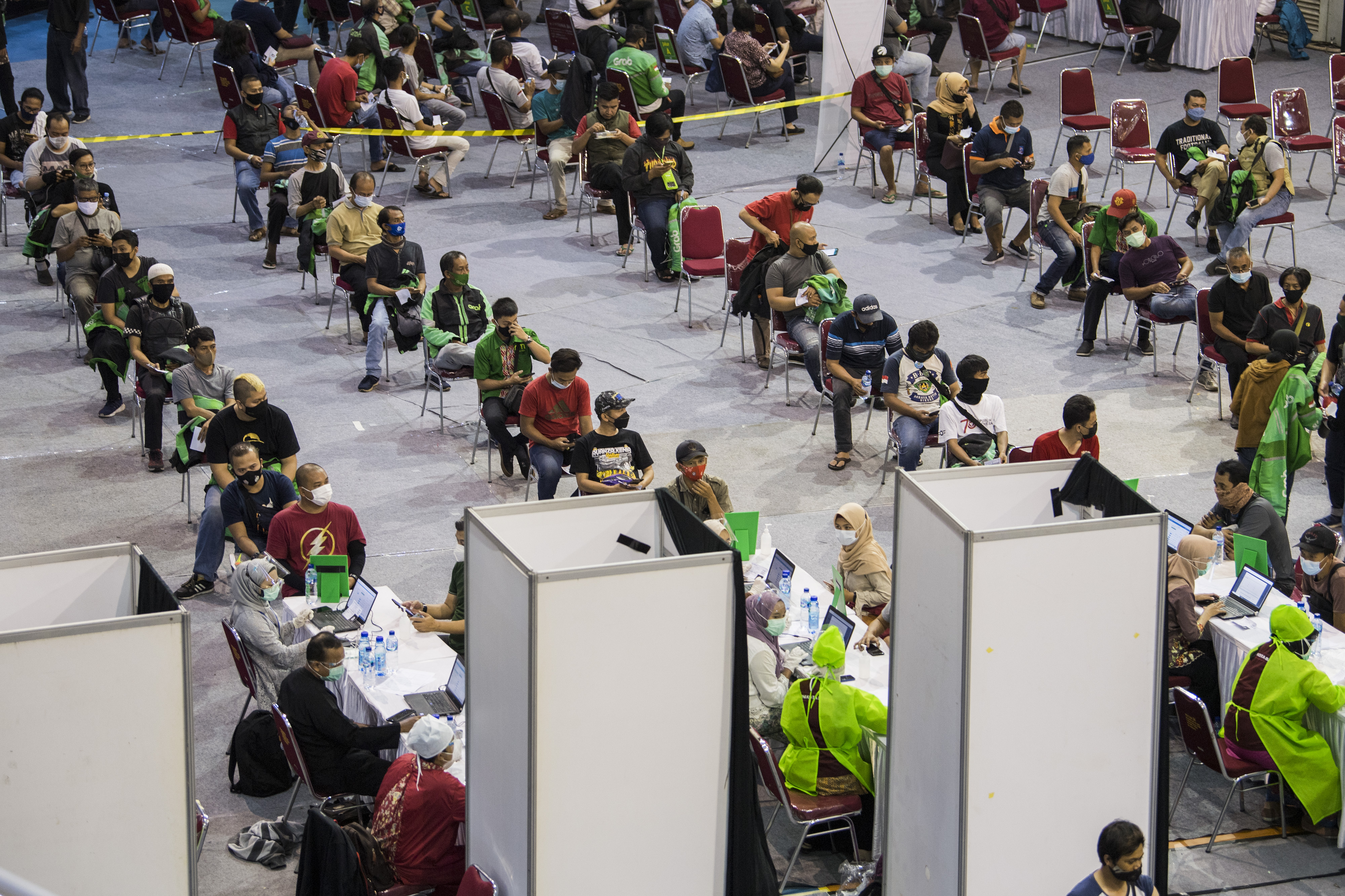 Pusat Vaksinasi Massal Jawa Barat