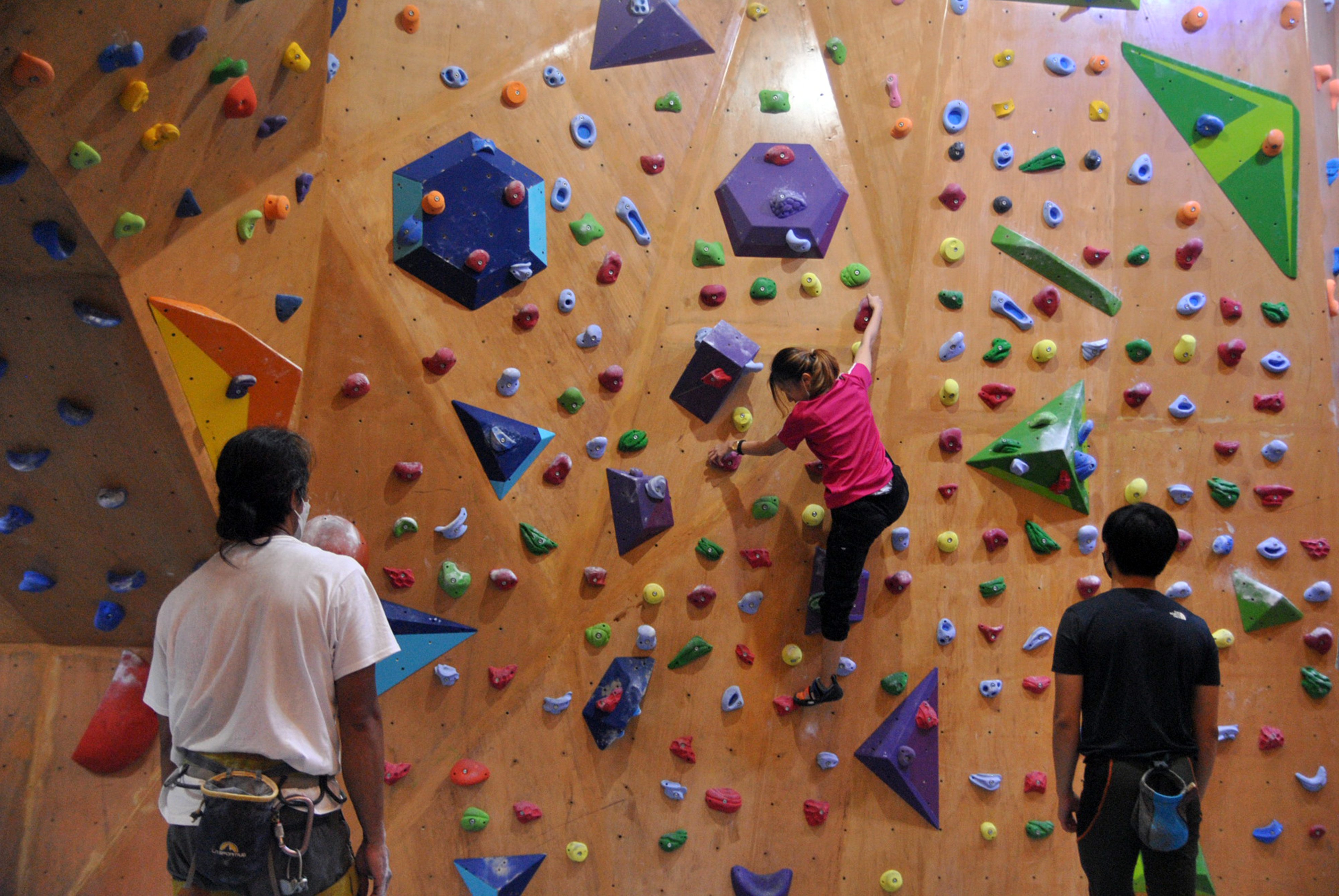 Panjat Dinding di Pusat Perbelanjaan Kota Bogor