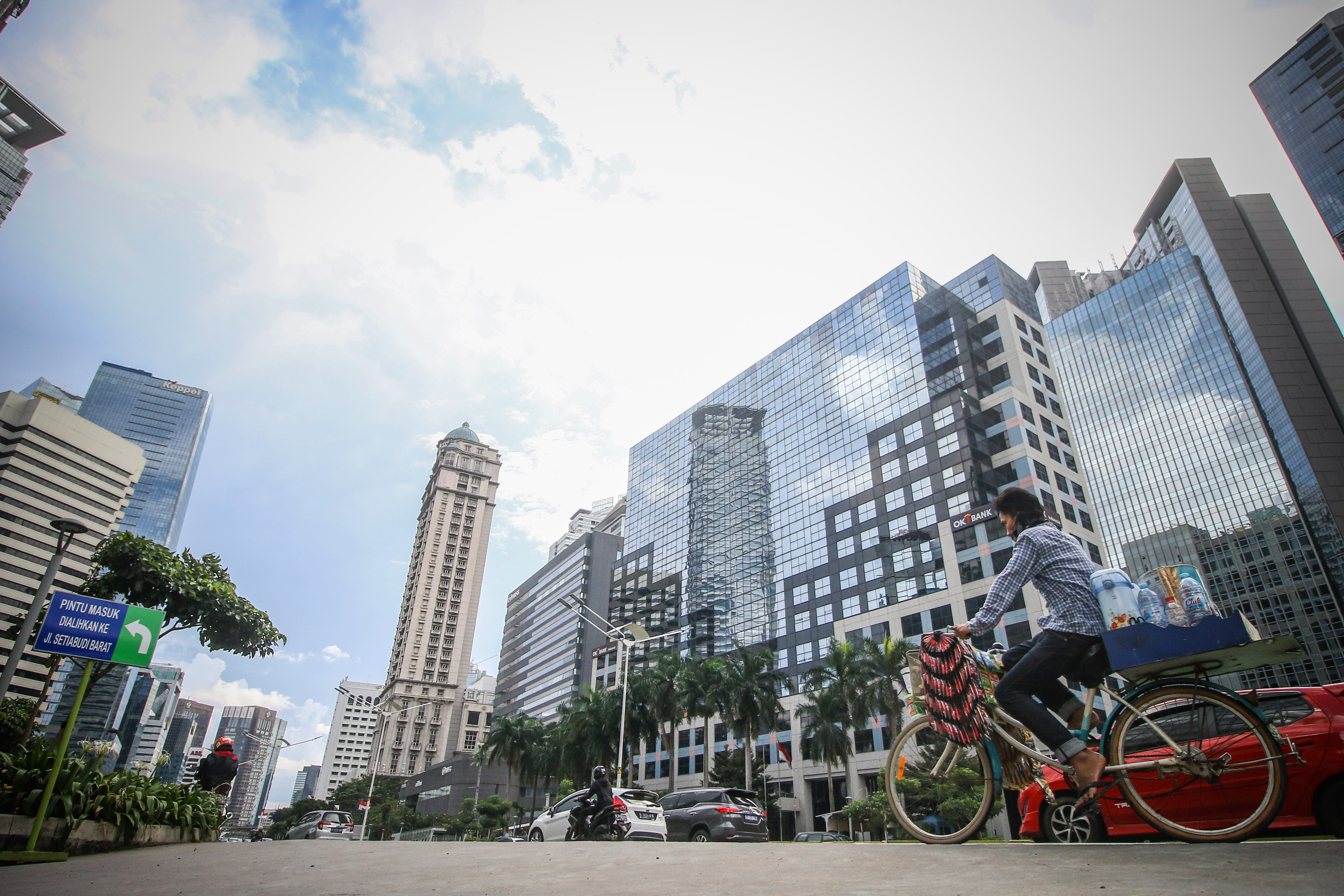 Defisit APBD Februari