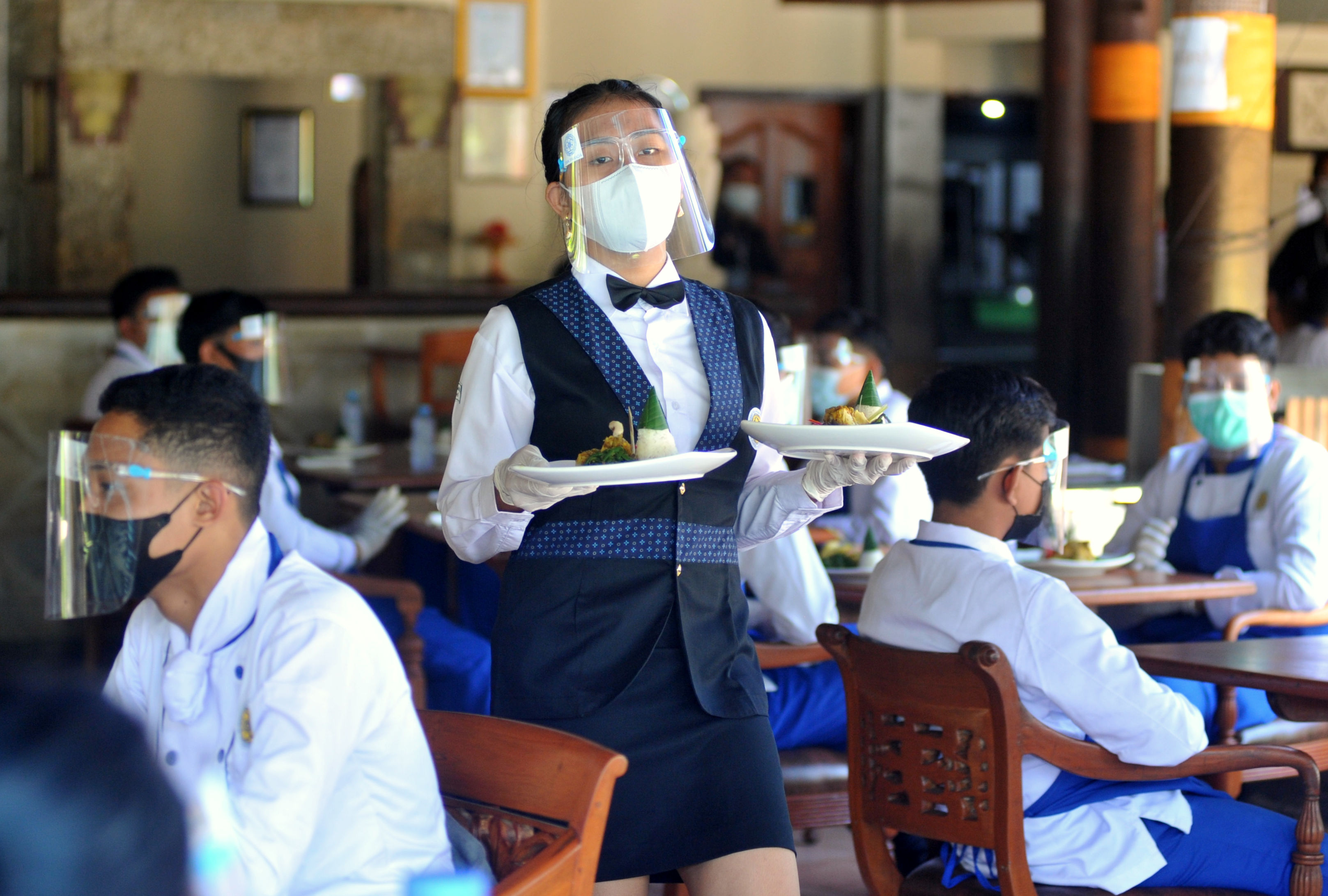 Praktik Kerja Siswa SMK Pariwisata