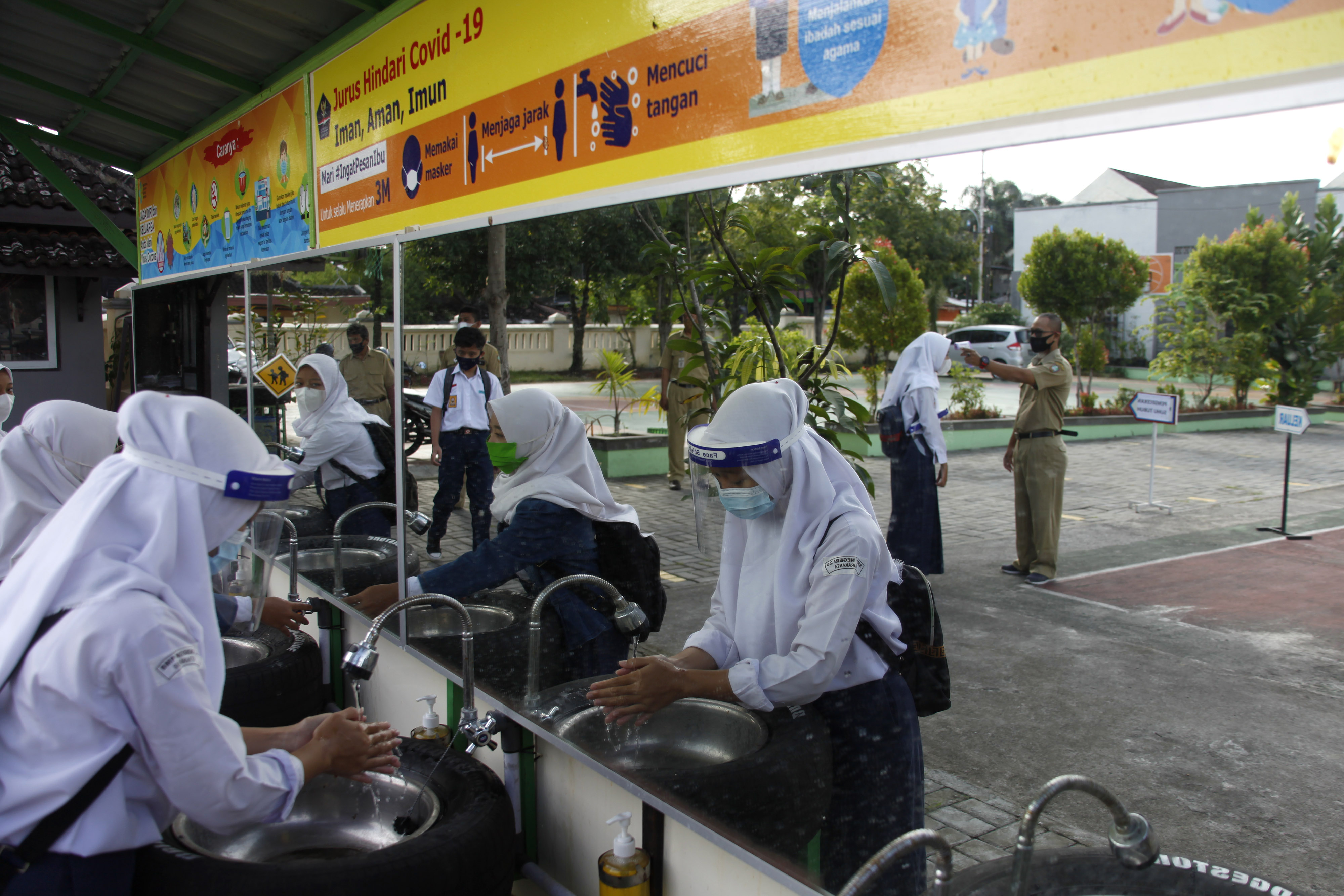 Uji Coba Pembelajaran Tatap Muka di Solo