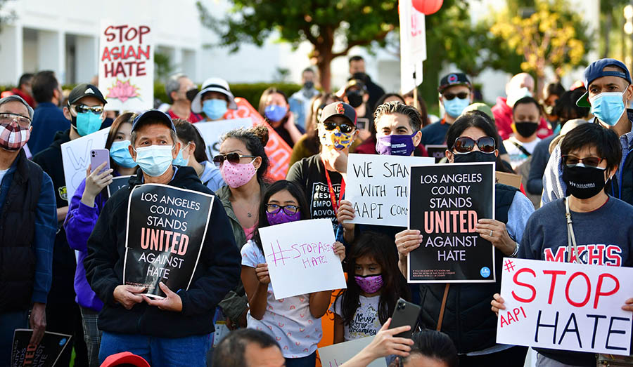 Aksi Menentang Kebencian Terhadap Warga Asia di AS  