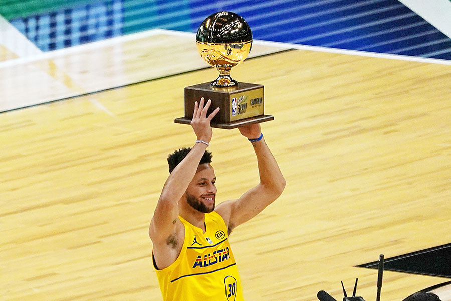 Stephen Curry Juara Kontes Tembakan 3 Poin NBA All Stars 2021