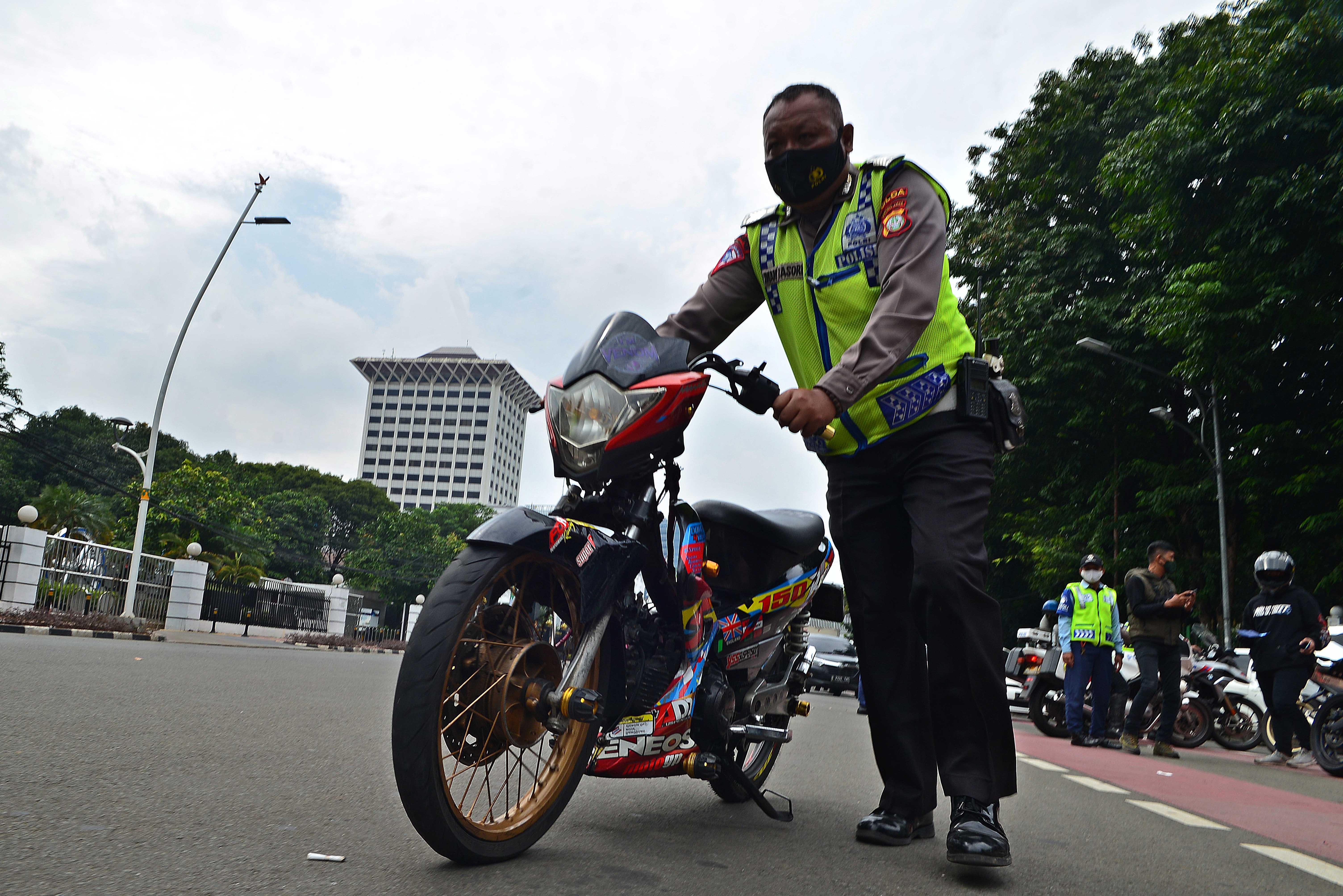 Razia Knalpot Bising