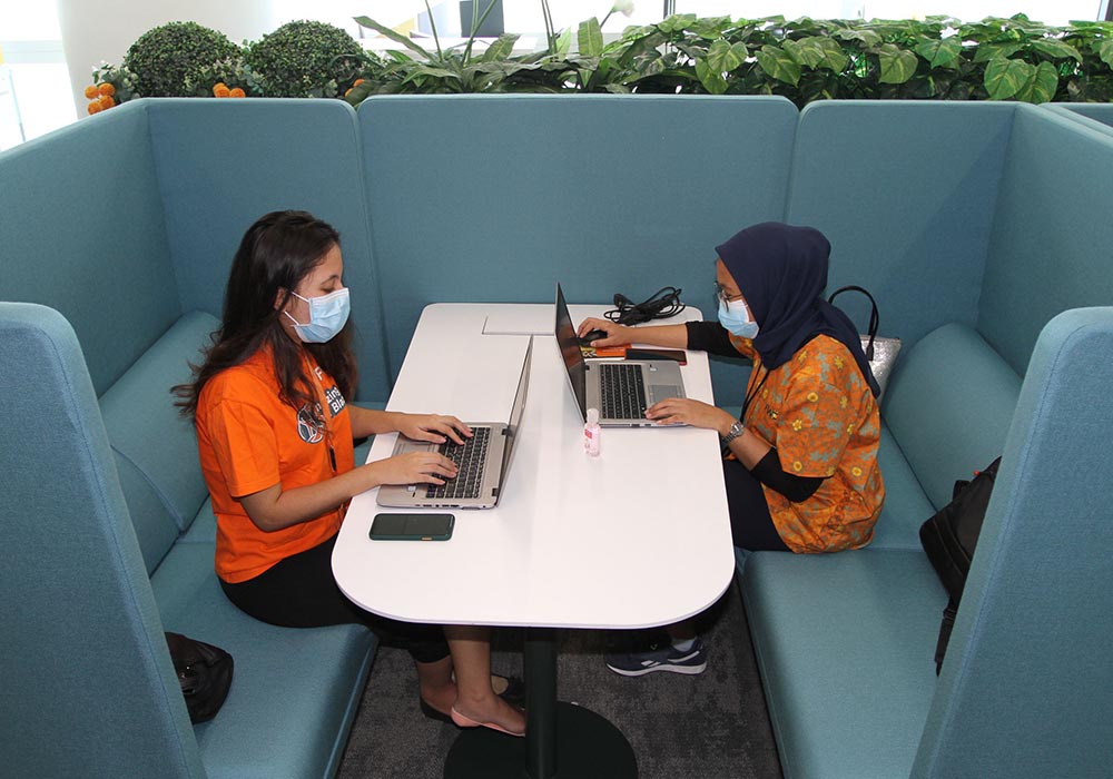 Program Bebas, Duduk dan Bedug