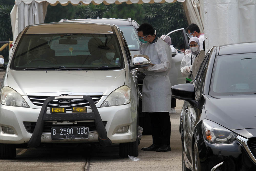 Pos Layanan Vaksinasi Drive Thru 
