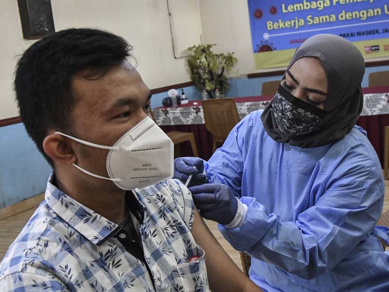 Vaksinasi Petugas Lapas Bekasi