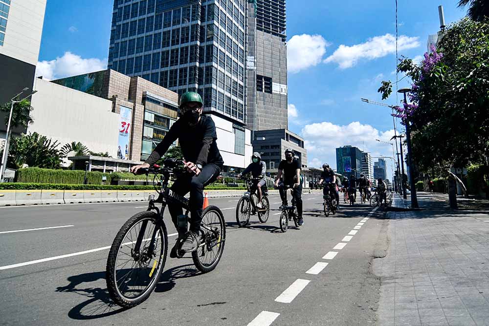 Aturan Bersepeda di Jalan Raya