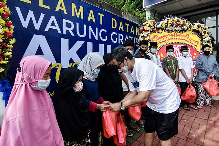  Pembukaan Warung Gratis Akhlak Untuk Sesama 