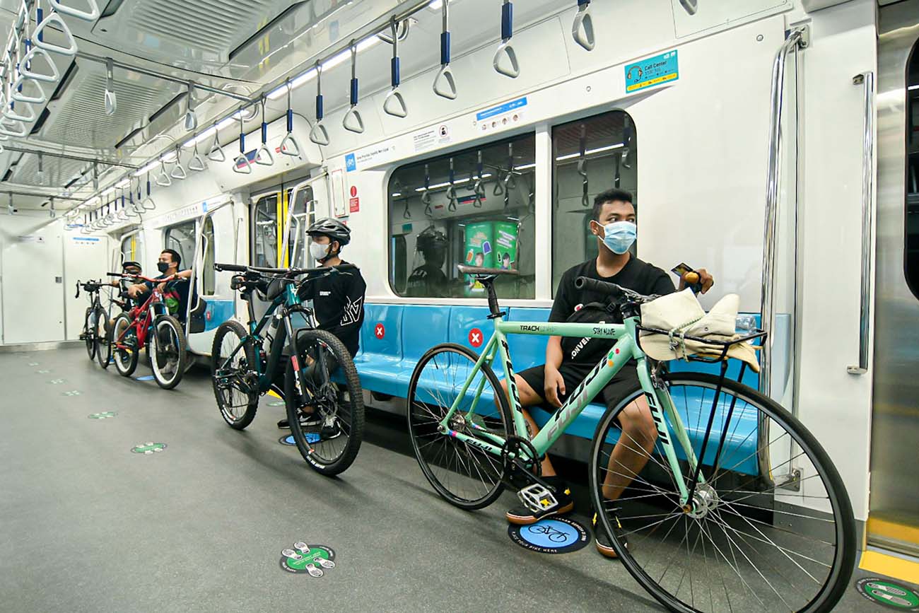 Sepeda Nonlipat di MRT Jakarta