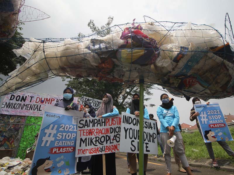 Aksi Tolak Sampah Amerika Masuk Indonesia