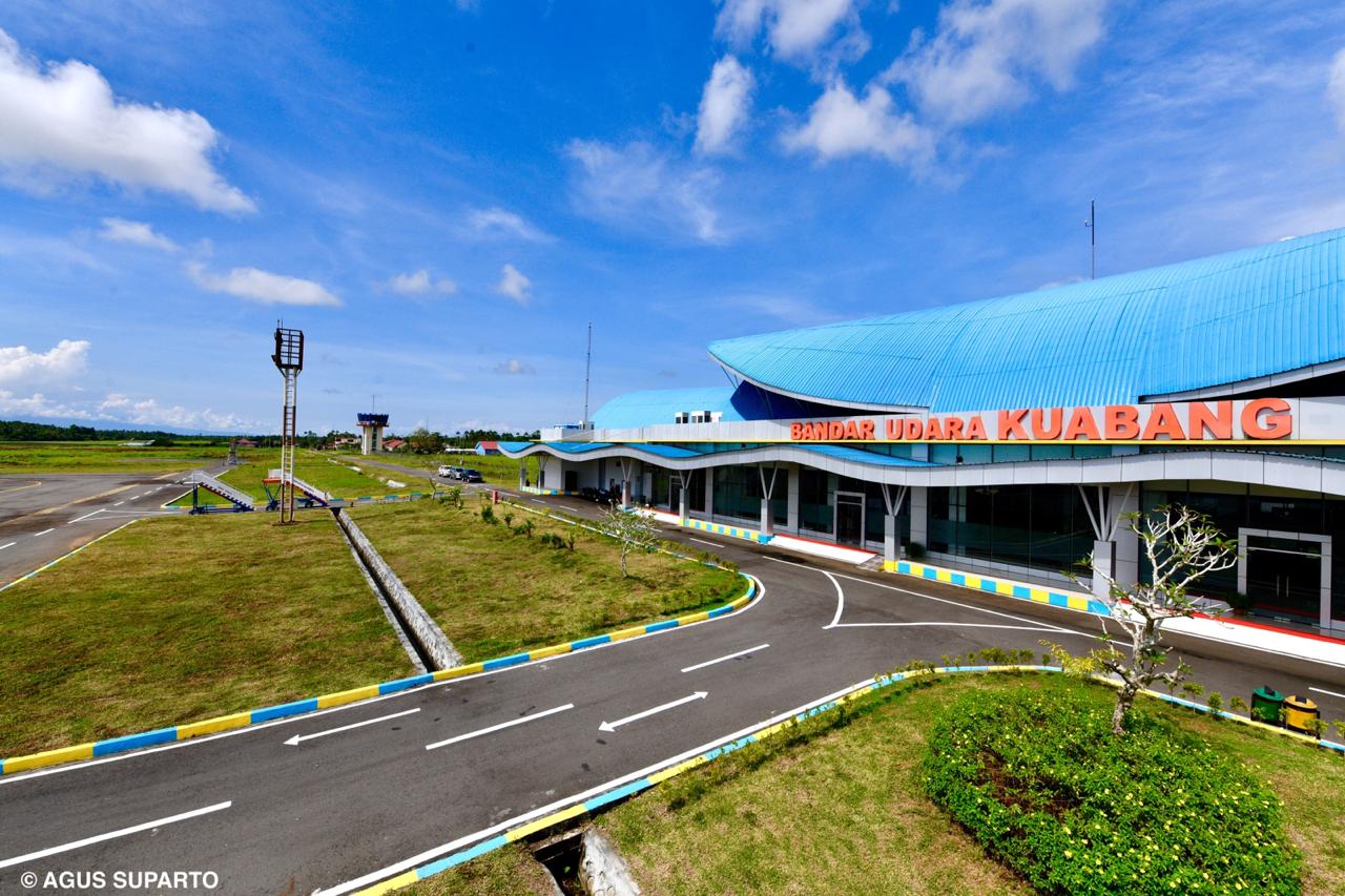 Jokowi Resmikan Terminal Bandara Kuabang di Halmahera Utara