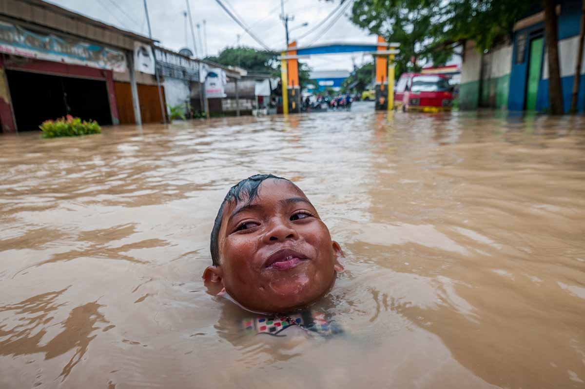 Banjir Akibat Hujan Deras di Lebak