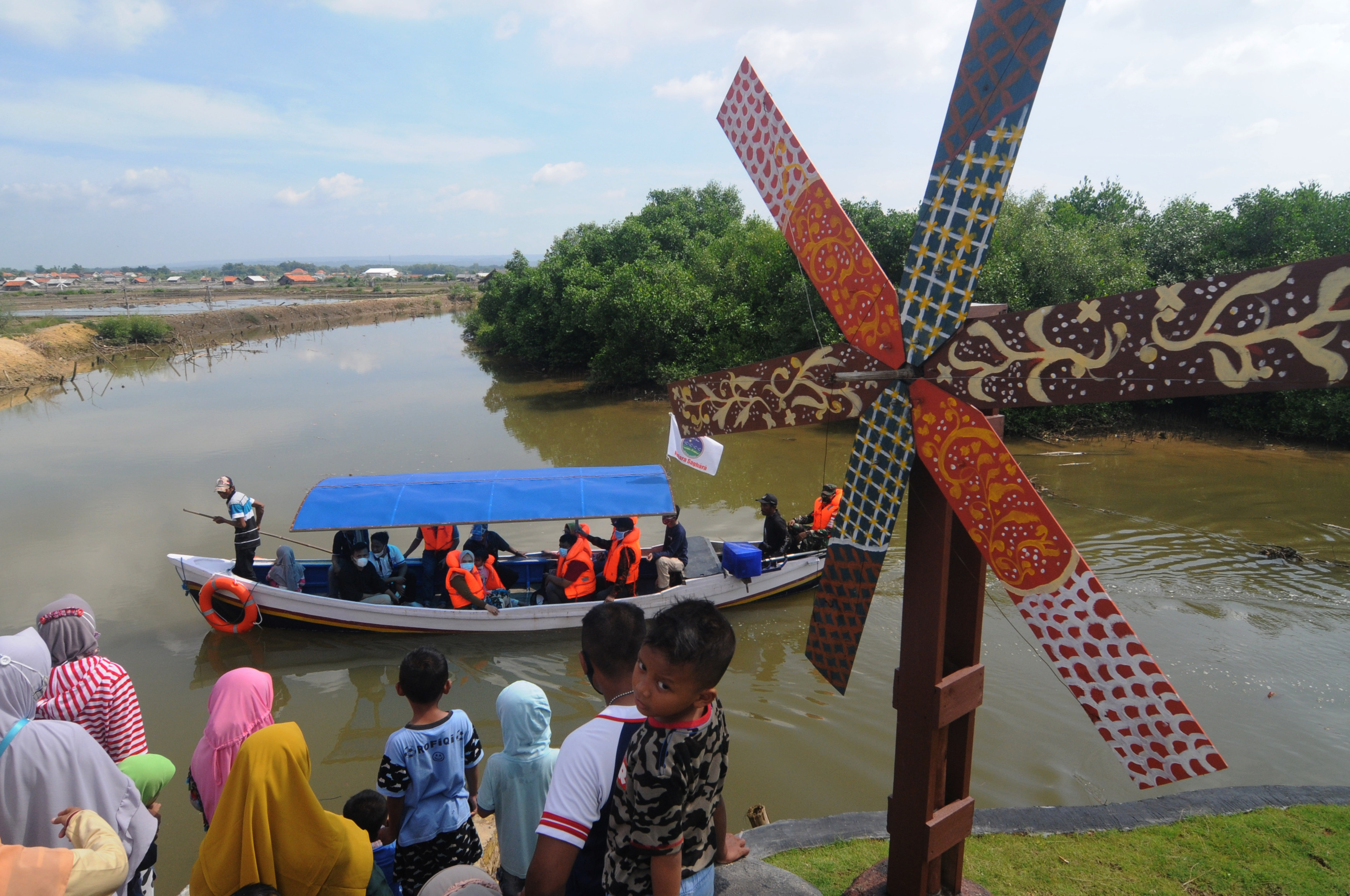  Eduwisata Garam Madura 