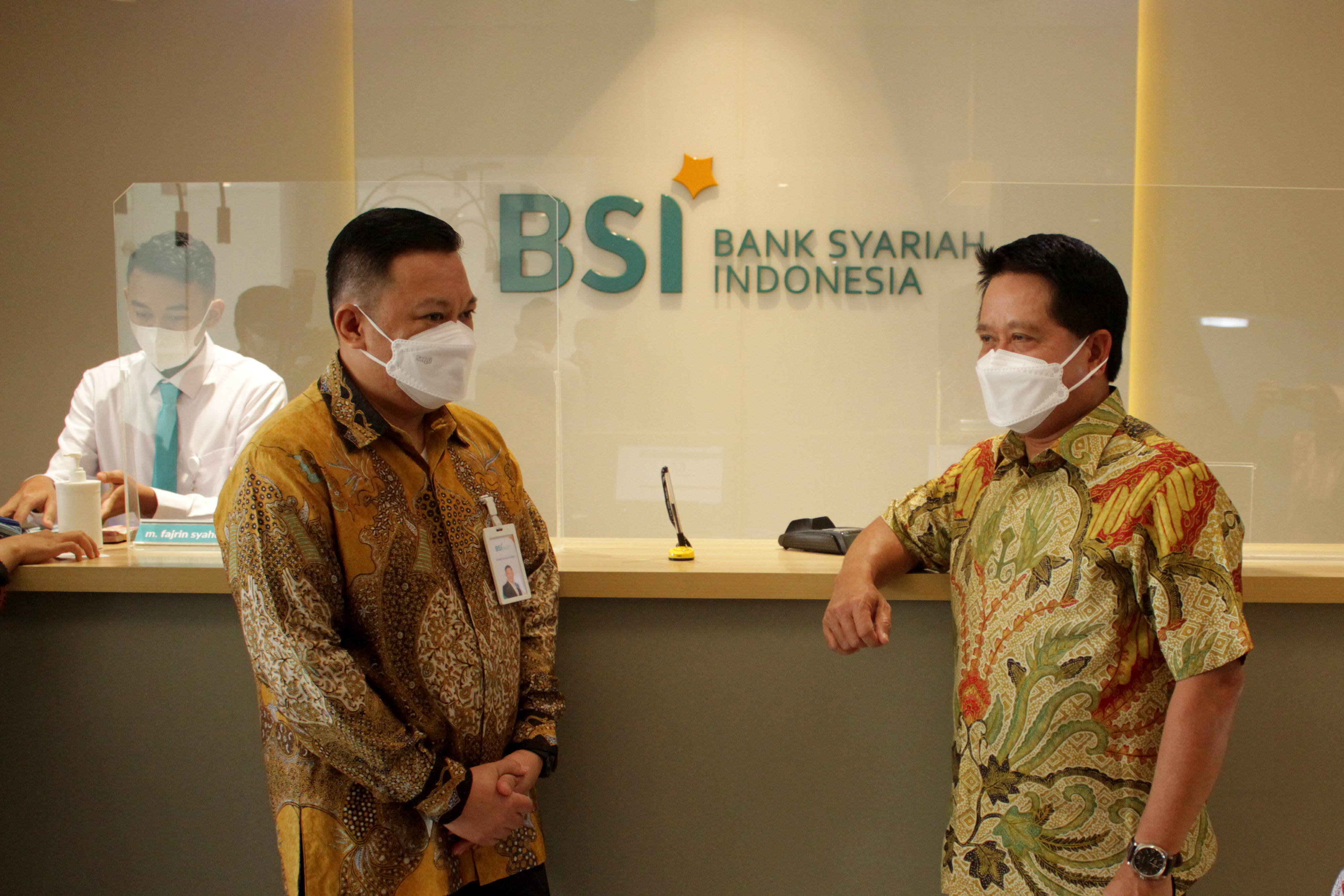 Sistem Layanan Keuangan Syariah