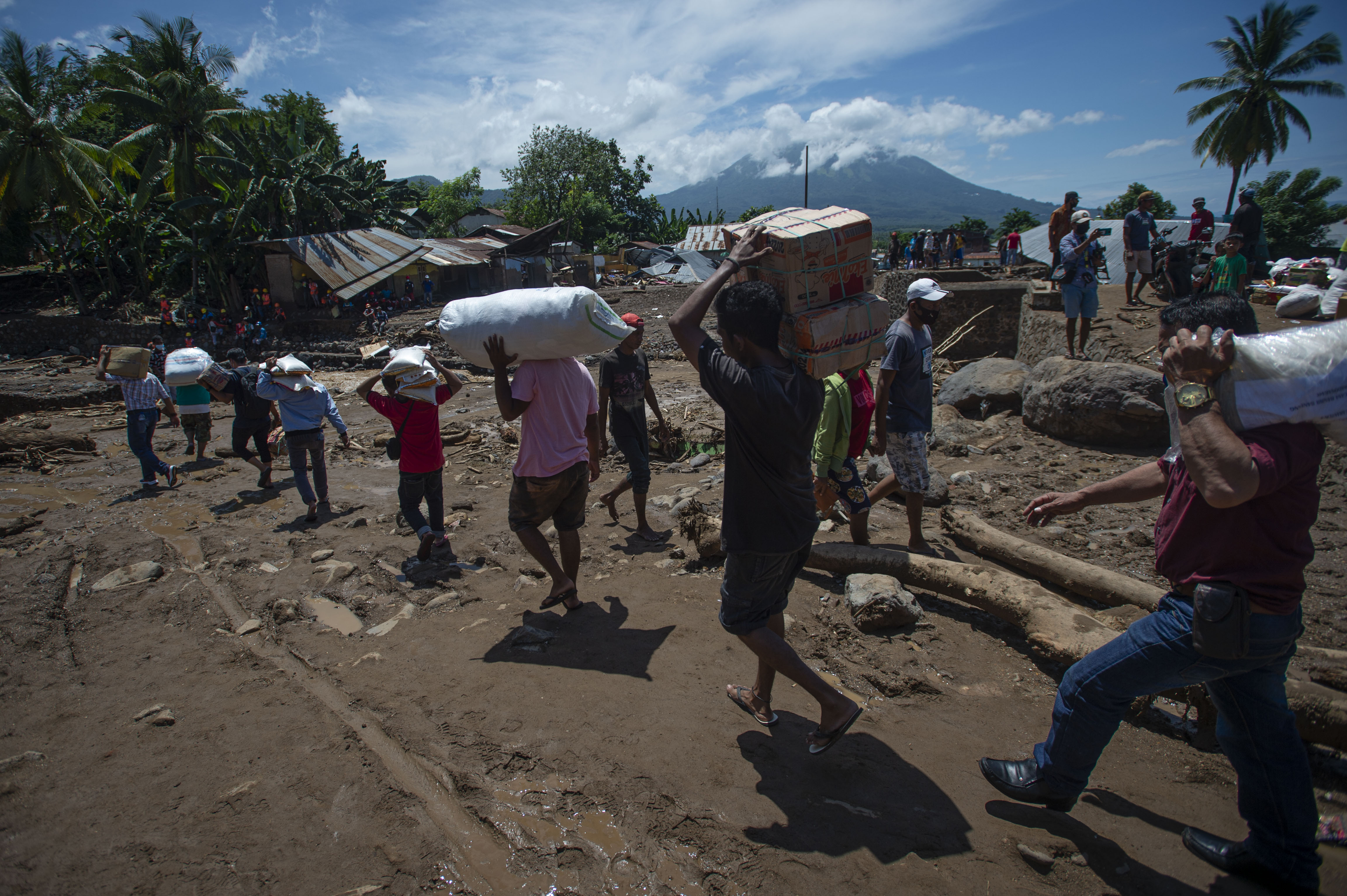 Bantuan Korban Korban Banjir Bandang