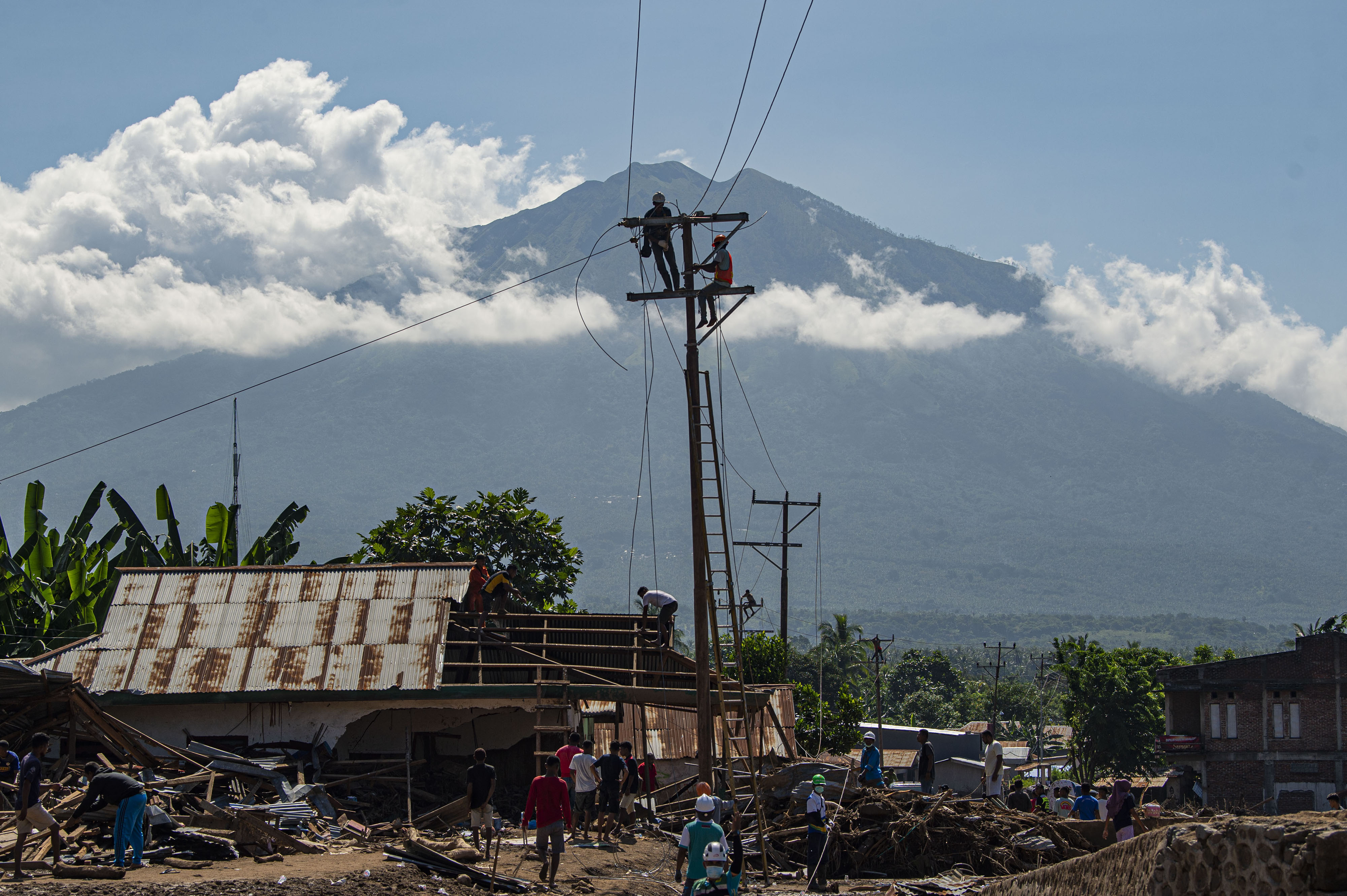Pemulihan Infrastruktur Pascabencana Banjir Bandang