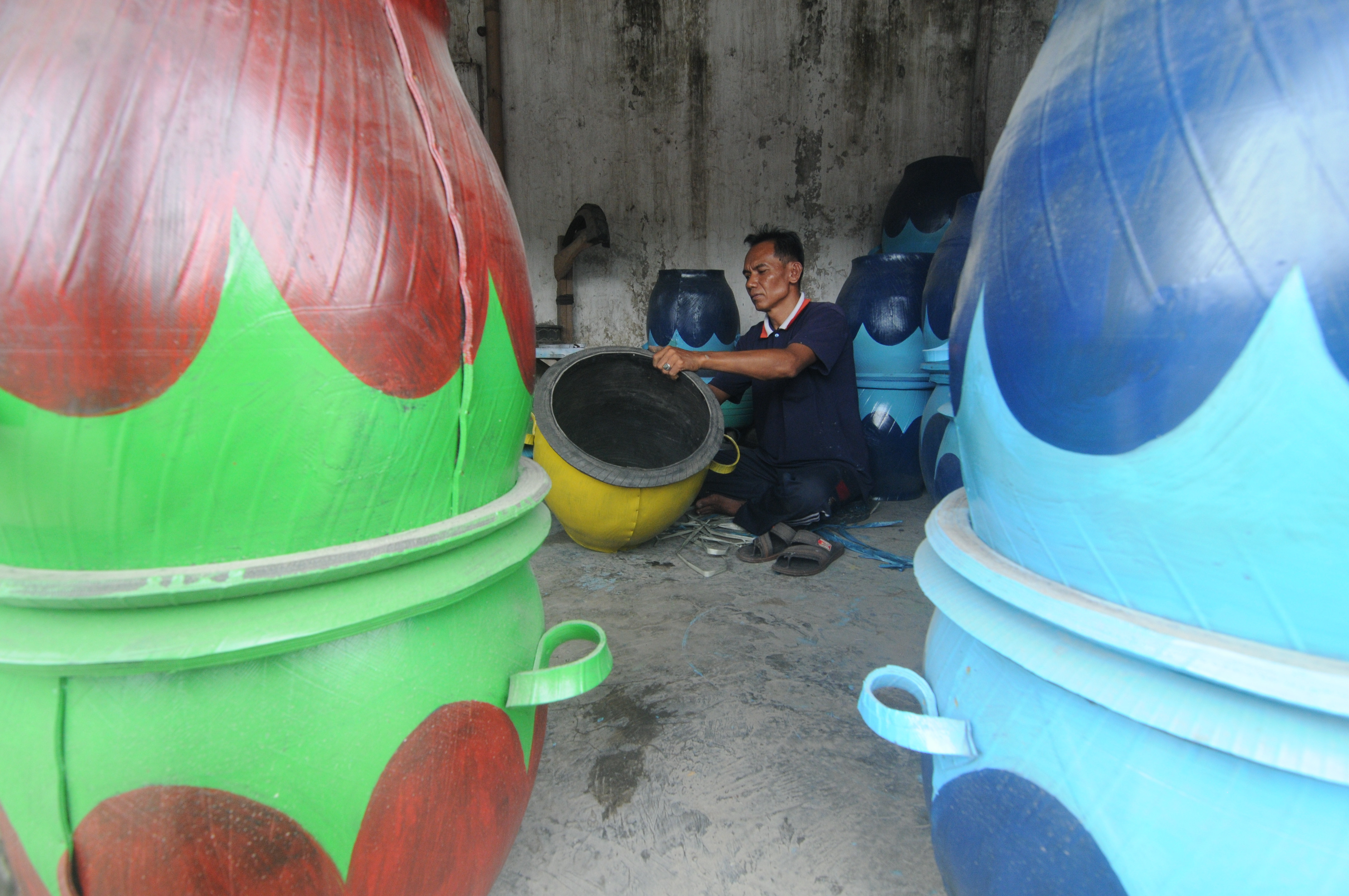 Bak Sampah dari Ban Bekas