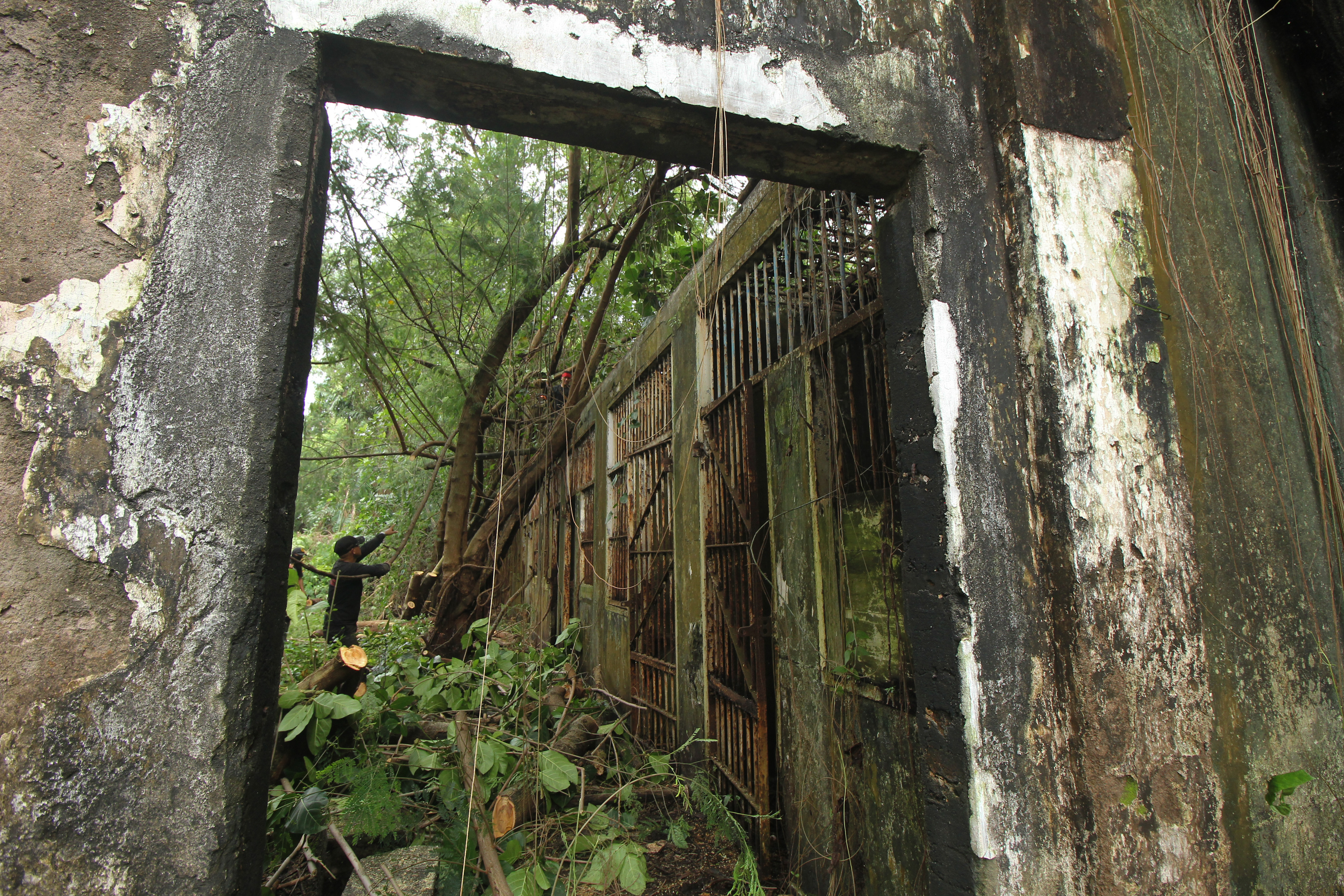 Bersih-Bersih Penjara Kalisosok